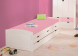 Grenen tienerbed Triple wit in matrasmaat 90x190 cm en met roze dekbed in een meisjeskamer