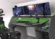 Gaming desk Gunman met groene ledverlichting in een tienerkamer